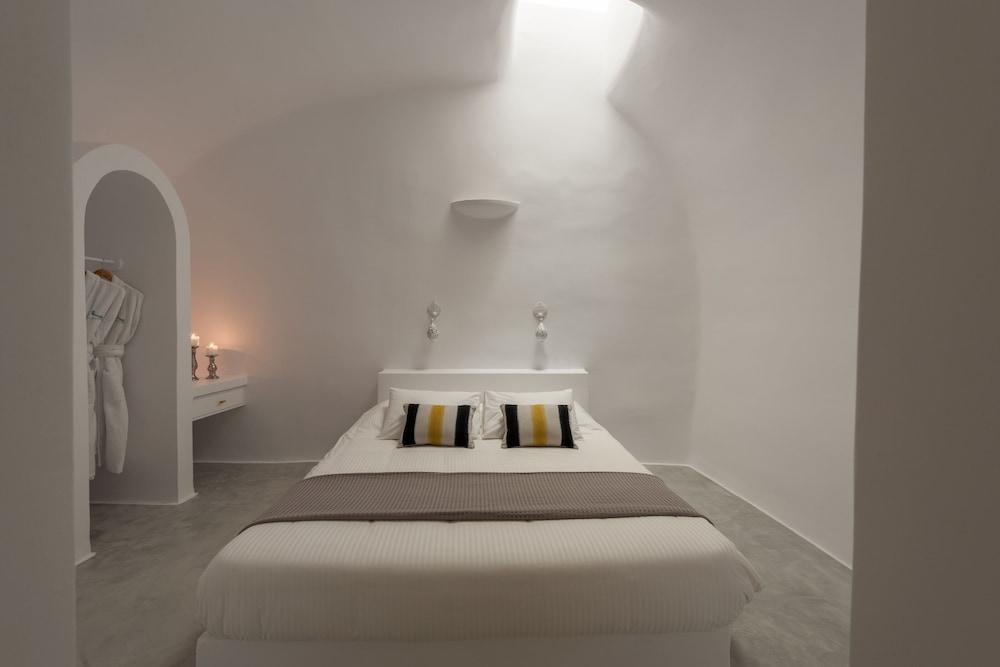 Anemomilos Apartments Oia Exterior photo