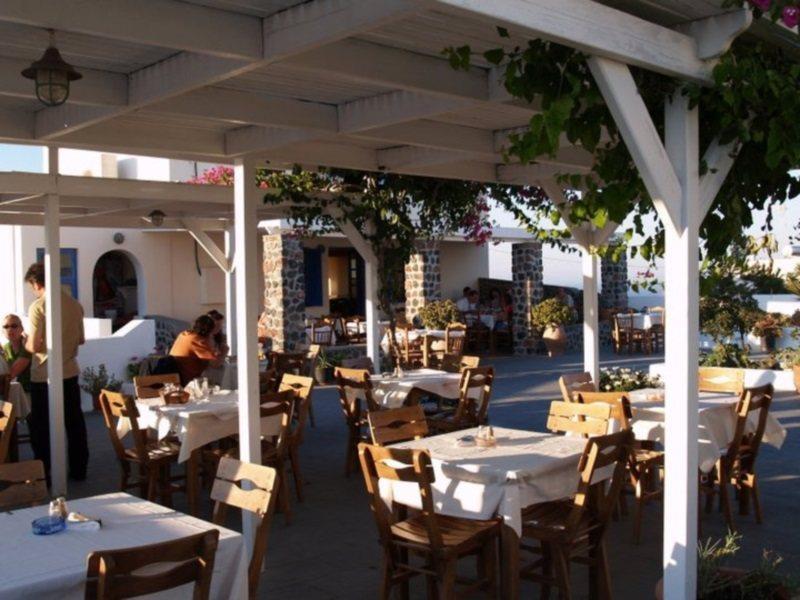 Anemomilos Apartments Oia Exterior photo
